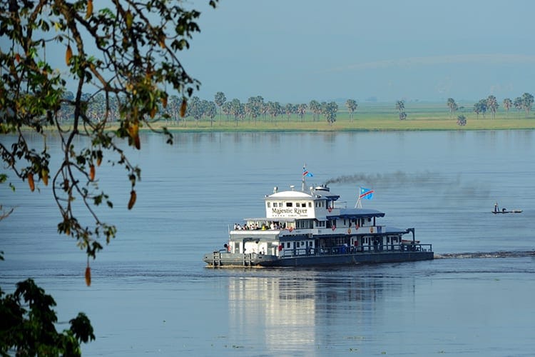Kinshasa Elite + Congo River Sunset — Premium City & River in the Democratic Republic of Congo