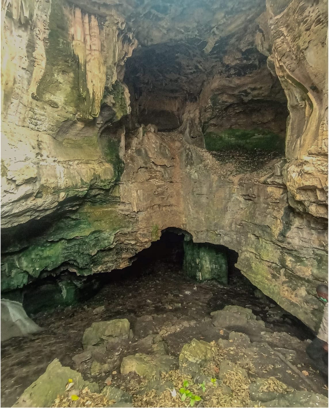 Grottes de Bena Tshibondobondo – Ngandajika